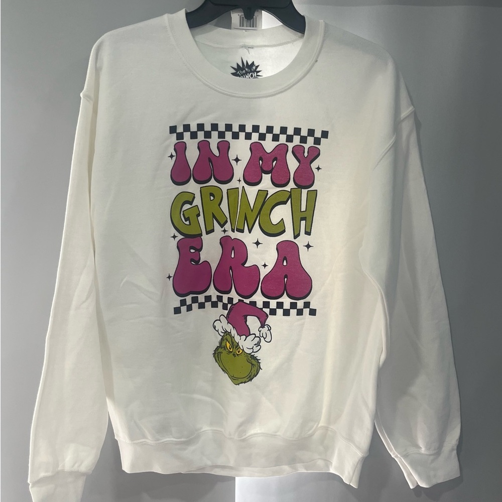 White Graphic Crew Neck‎ Sweater